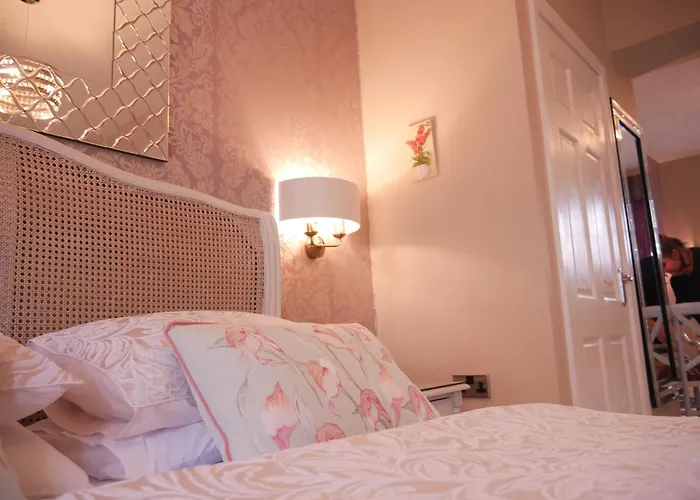 Bowness Bay Suites (Adults Only)